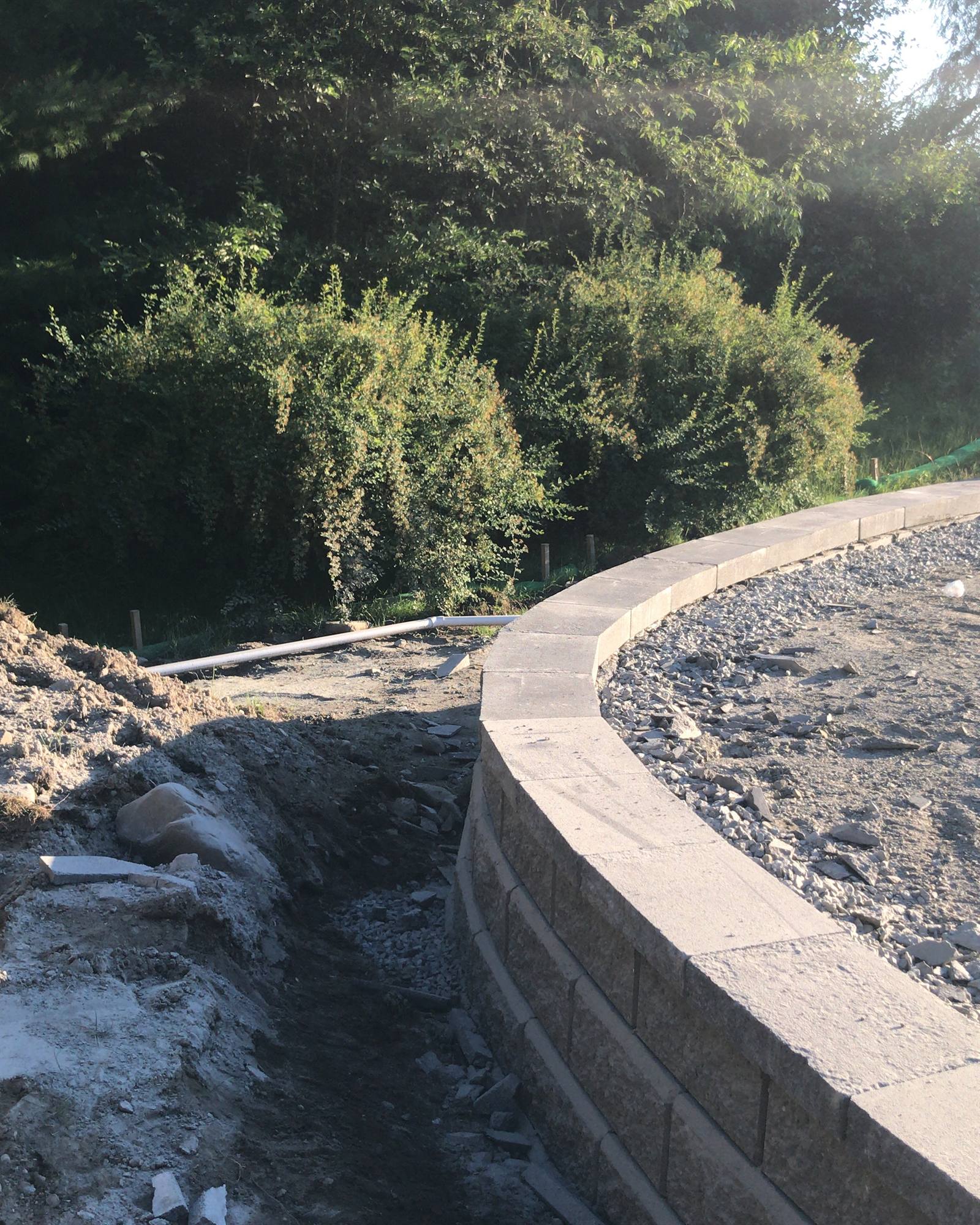 Segmental block retaining wall, Massachusetts